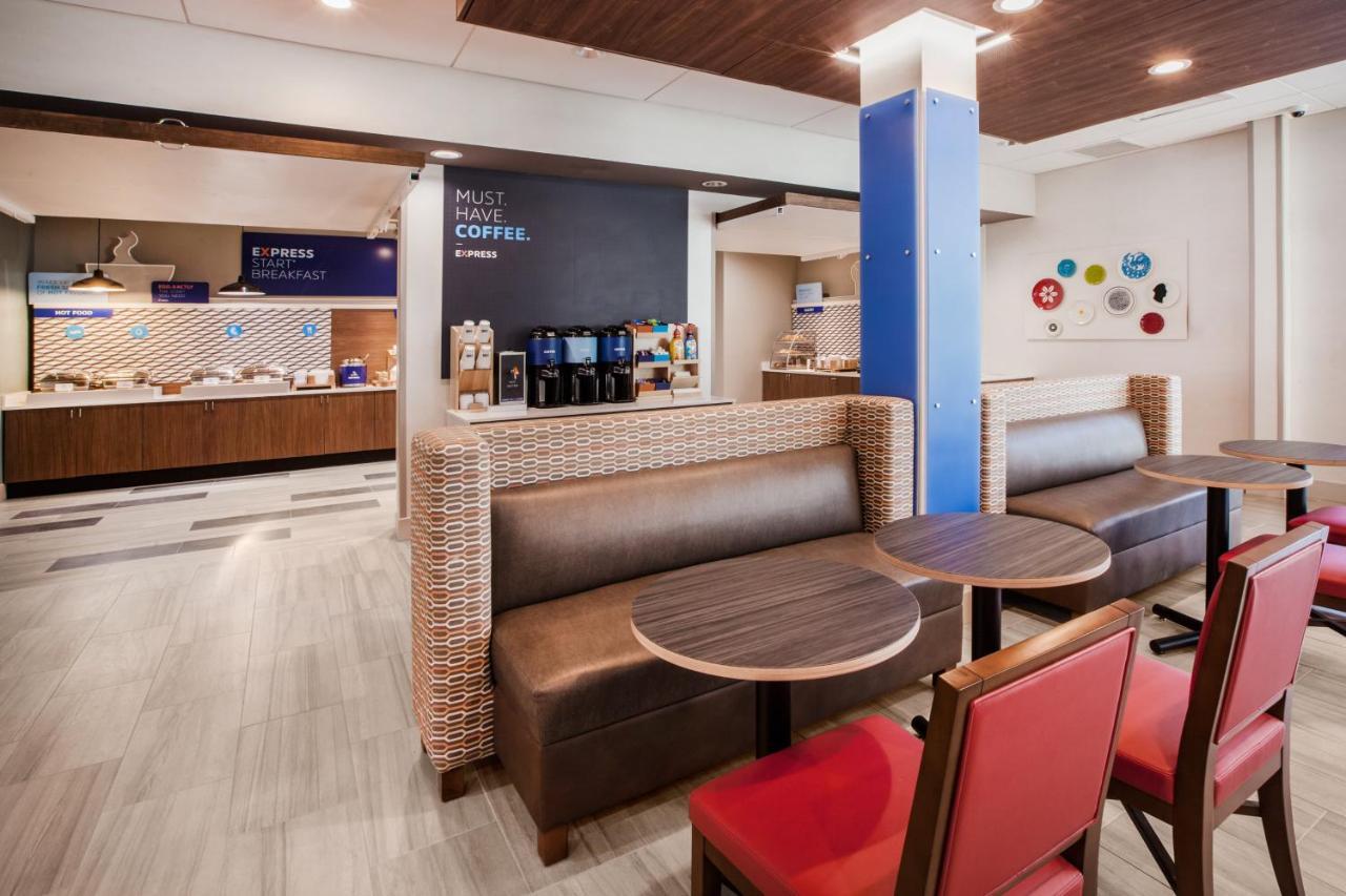 Holiday Inn Express Tallahassee-University Central By Ihg المظهر الخارجي الصورة