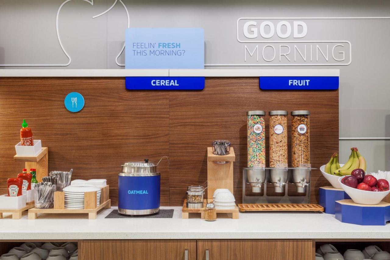 Holiday Inn Express Tallahassee-University Central By Ihg المظهر الخارجي الصورة